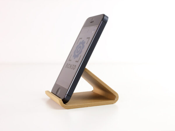 Suport Telefon Universal - 3D Print. Printeaza-ti proiectul 3d tau sau alege dintre proiectele special culese pentru tine.